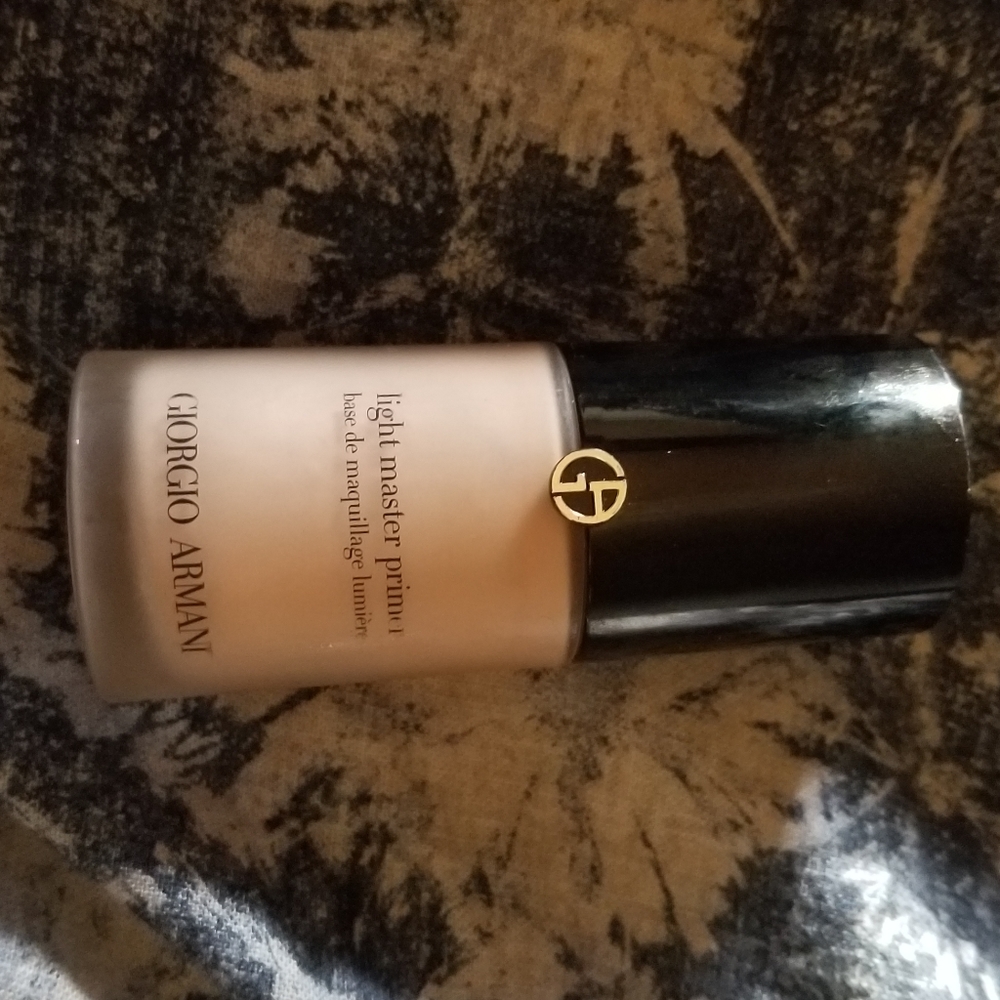 ARMANI BEAUTY light master primer